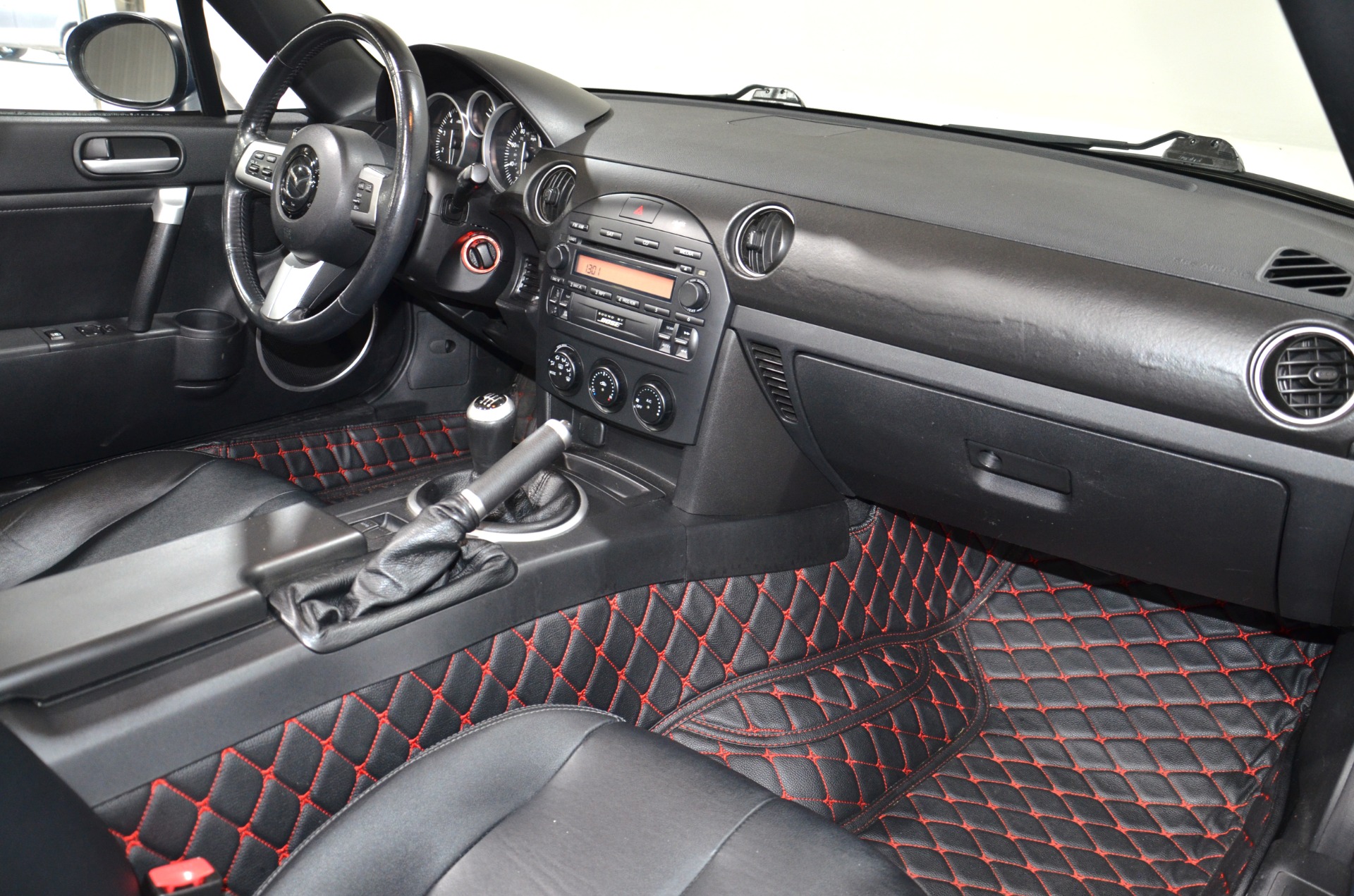 2006 Mazda MX-5 Miata Miata Grand Touring photo 27