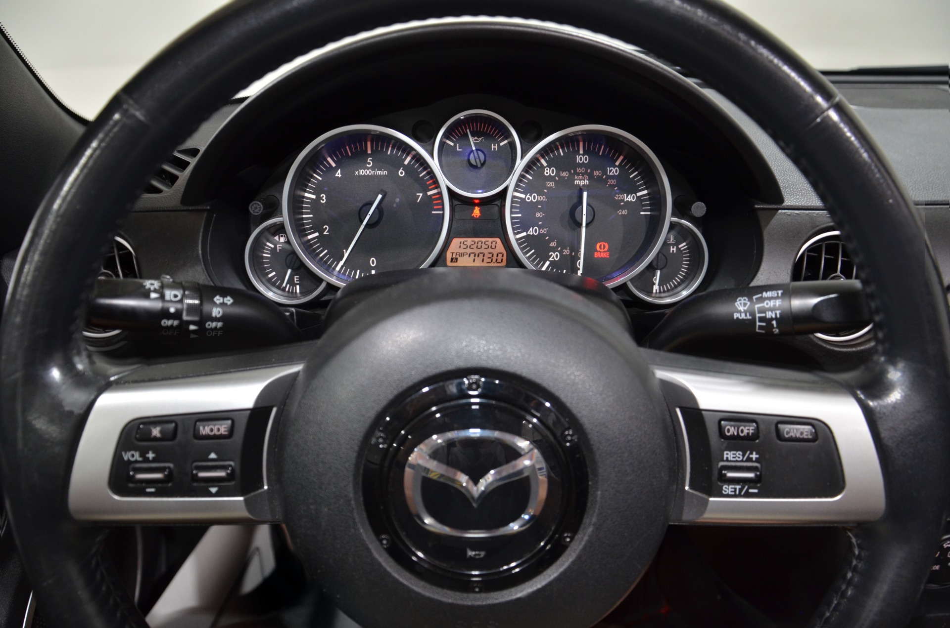 2006 Mazda MX-5 Miata Miata Grand Touring photo 30
