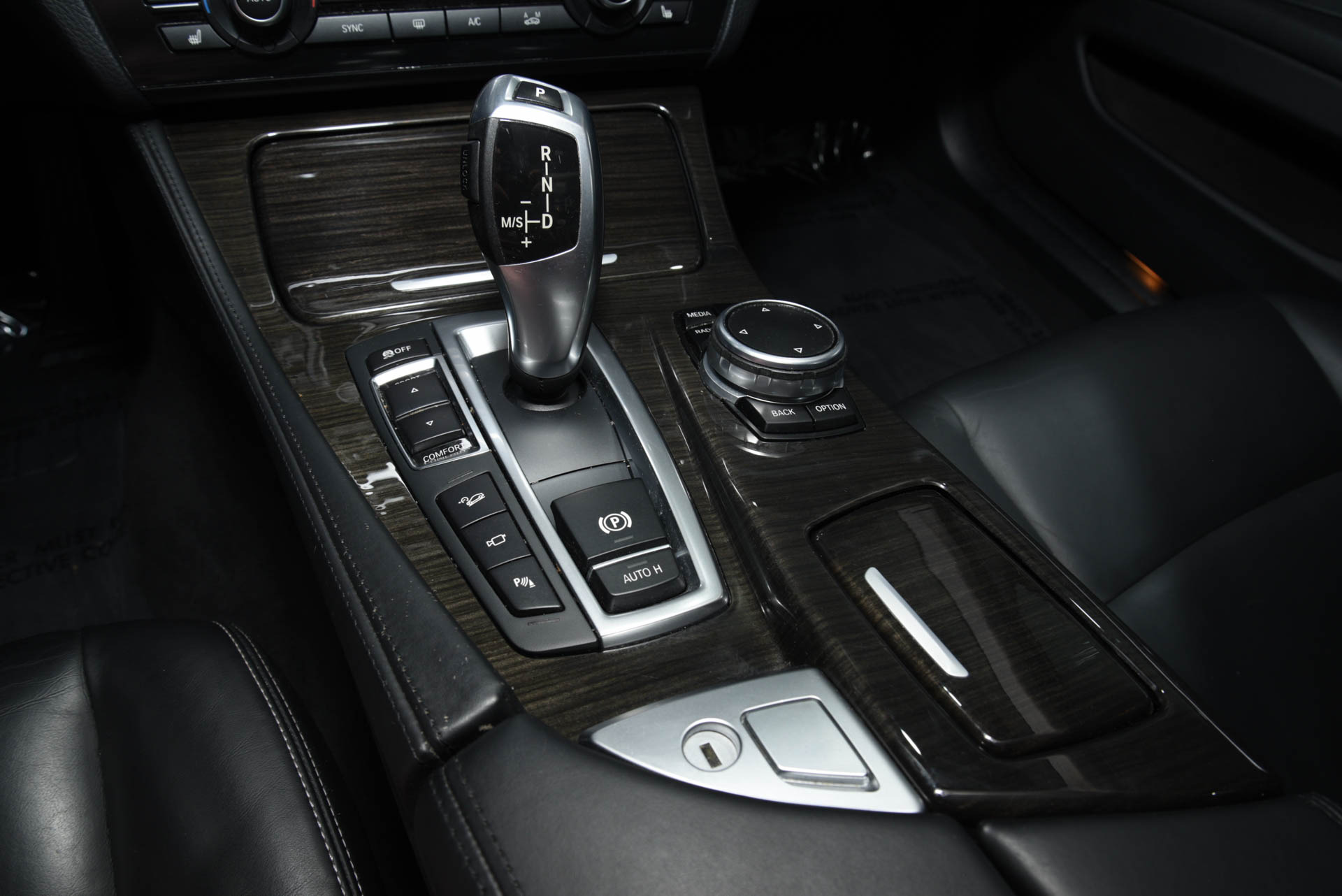 2015 BMW 5 Series 535i - Photo 36