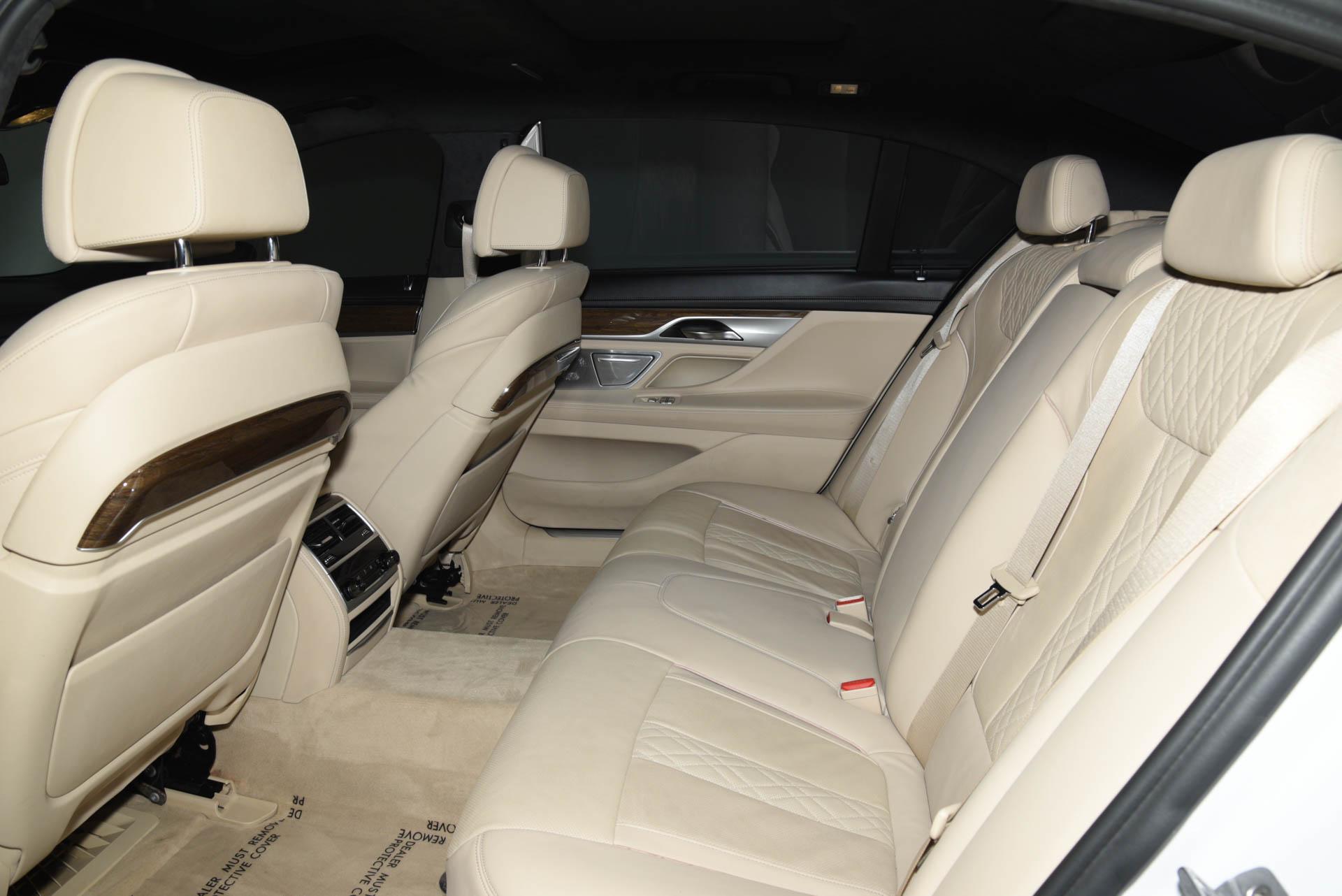 2018 BMW 7 Series 750i - Photo 15
