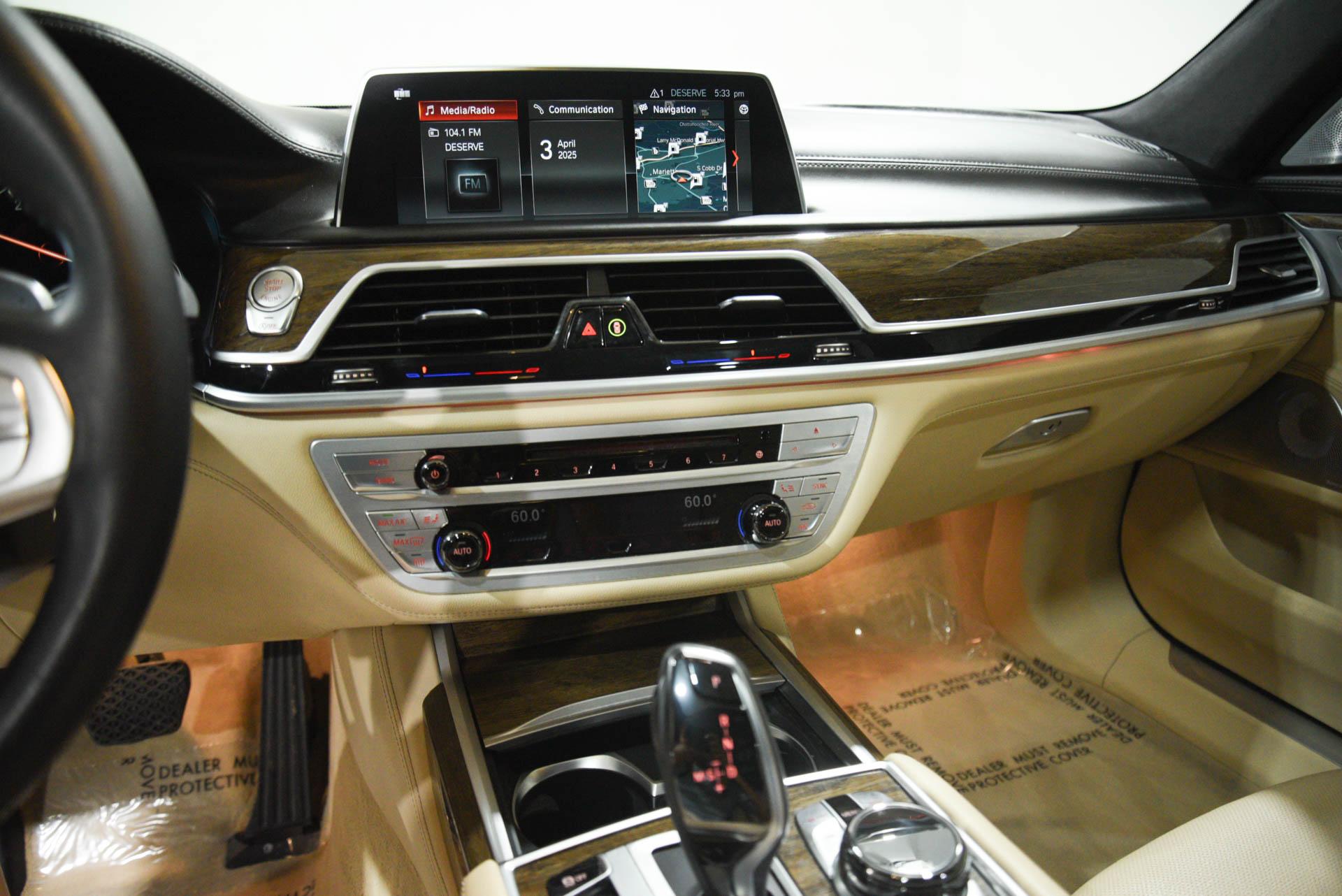2018 BMW 7 Series 750i - Photo 37