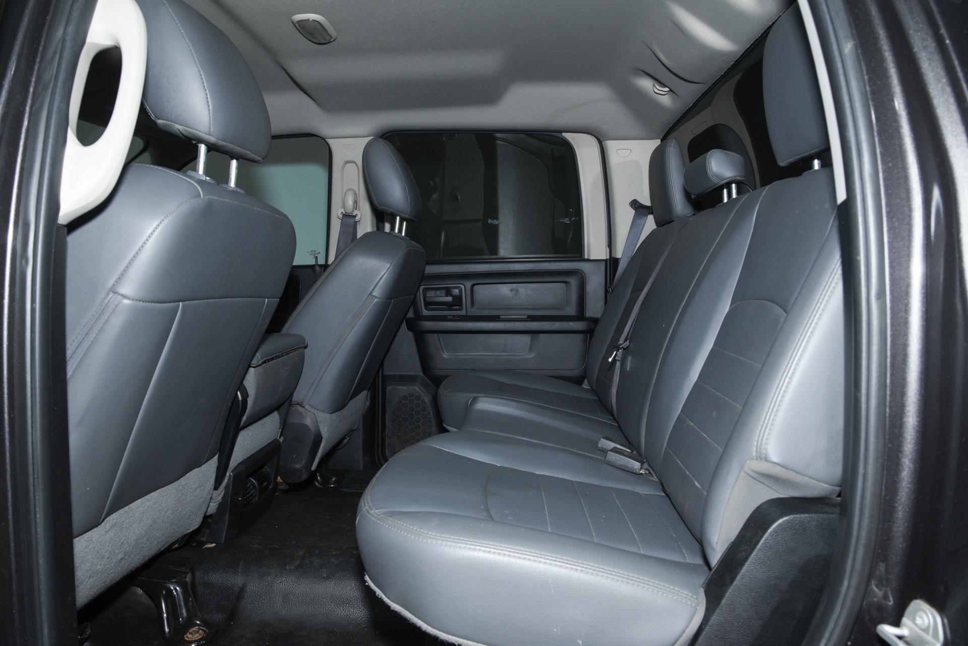 2018 RAM Ram 2500 Pickup Tradesman - Photo 16