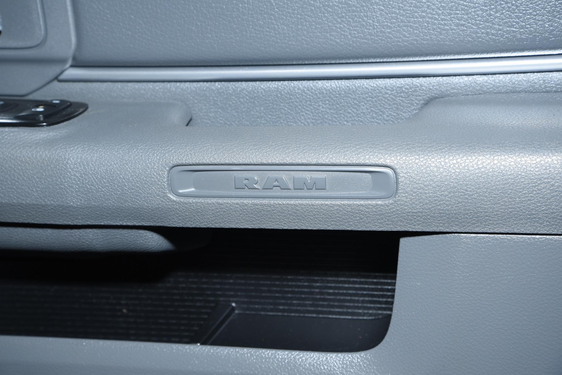 2014 RAM Ram 2500 Pickup SLT - Photo 24