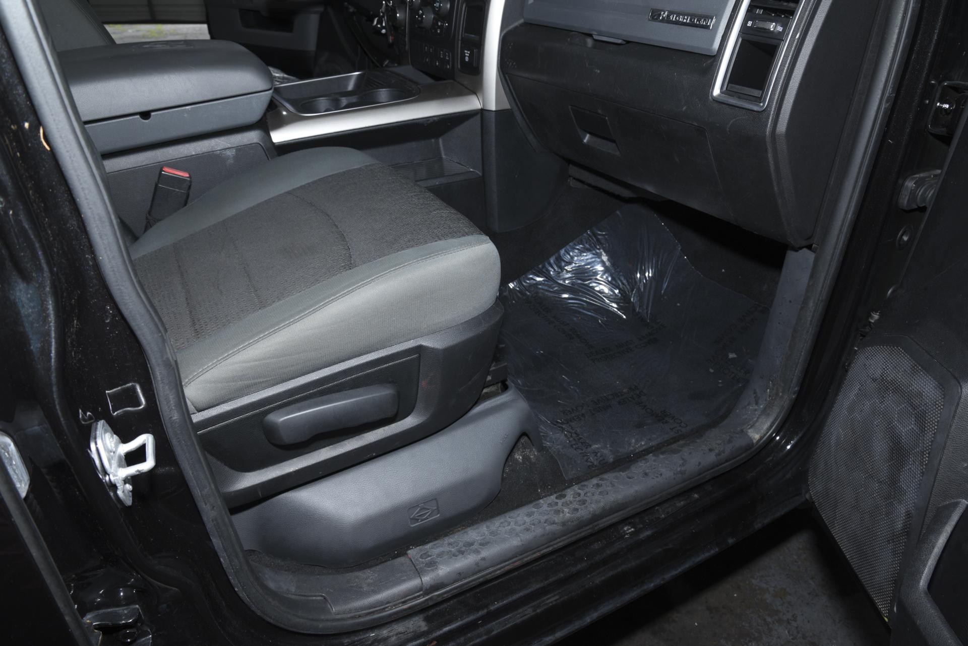 2016 RAM Ram 1500 Pickup Big Horn - Photo 18