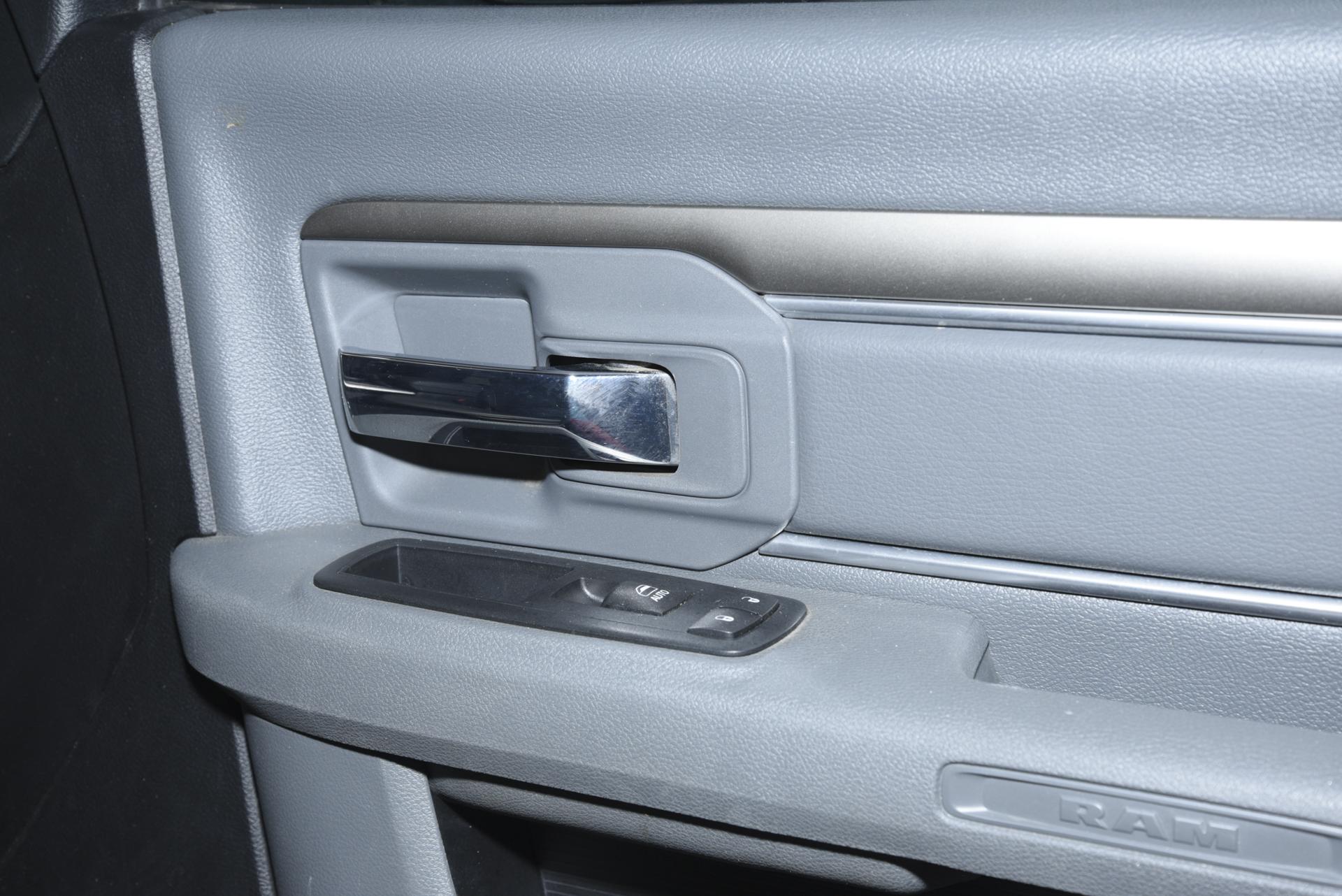 2016 RAM Ram 1500 Pickup Big Horn - Photo 19