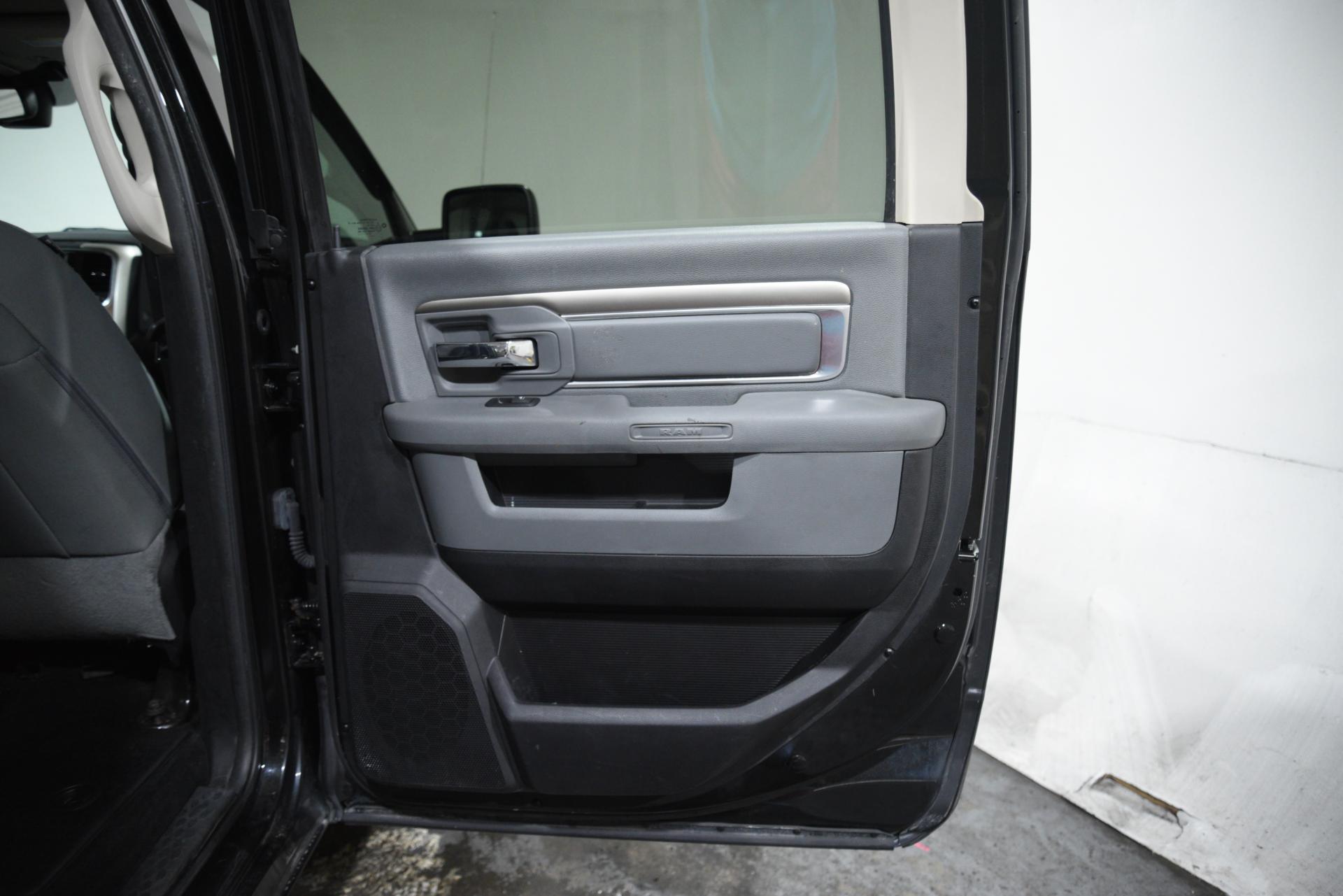 2016 RAM Ram 1500 Pickup Big Horn - Photo 30