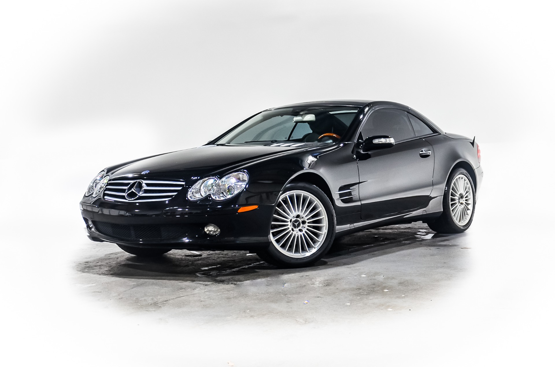 2005 Mercedes Benz SL 500 photo 2
