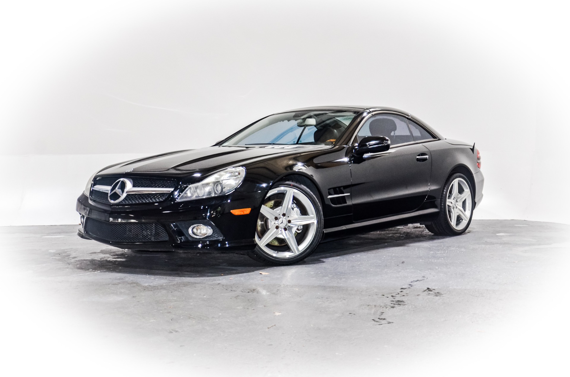 Used 2009 MercedesBenz SLClass SL 550 For Sale (Sold) Car Xoom