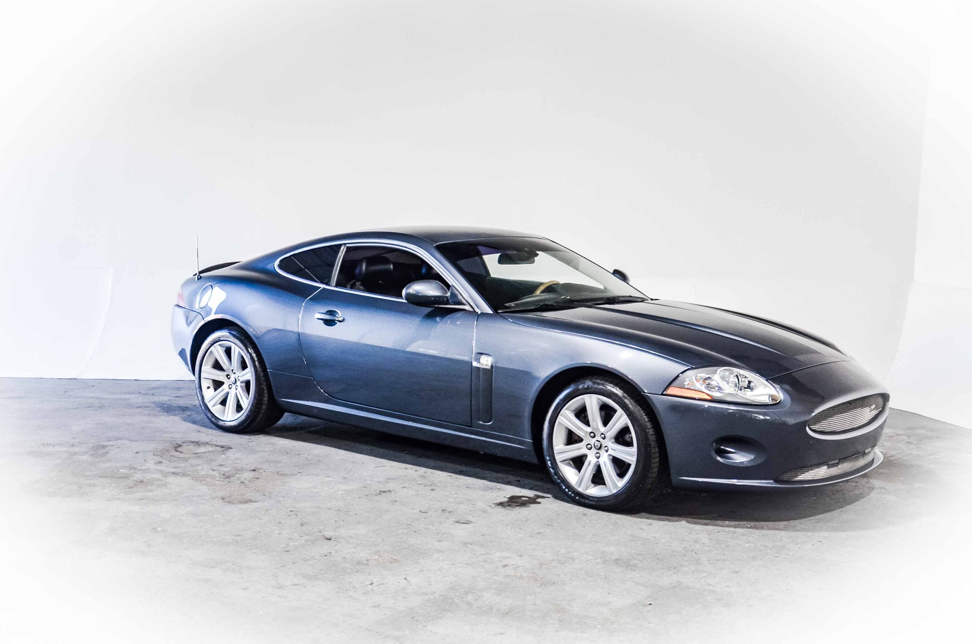 2007 Jaguar XK photo 12