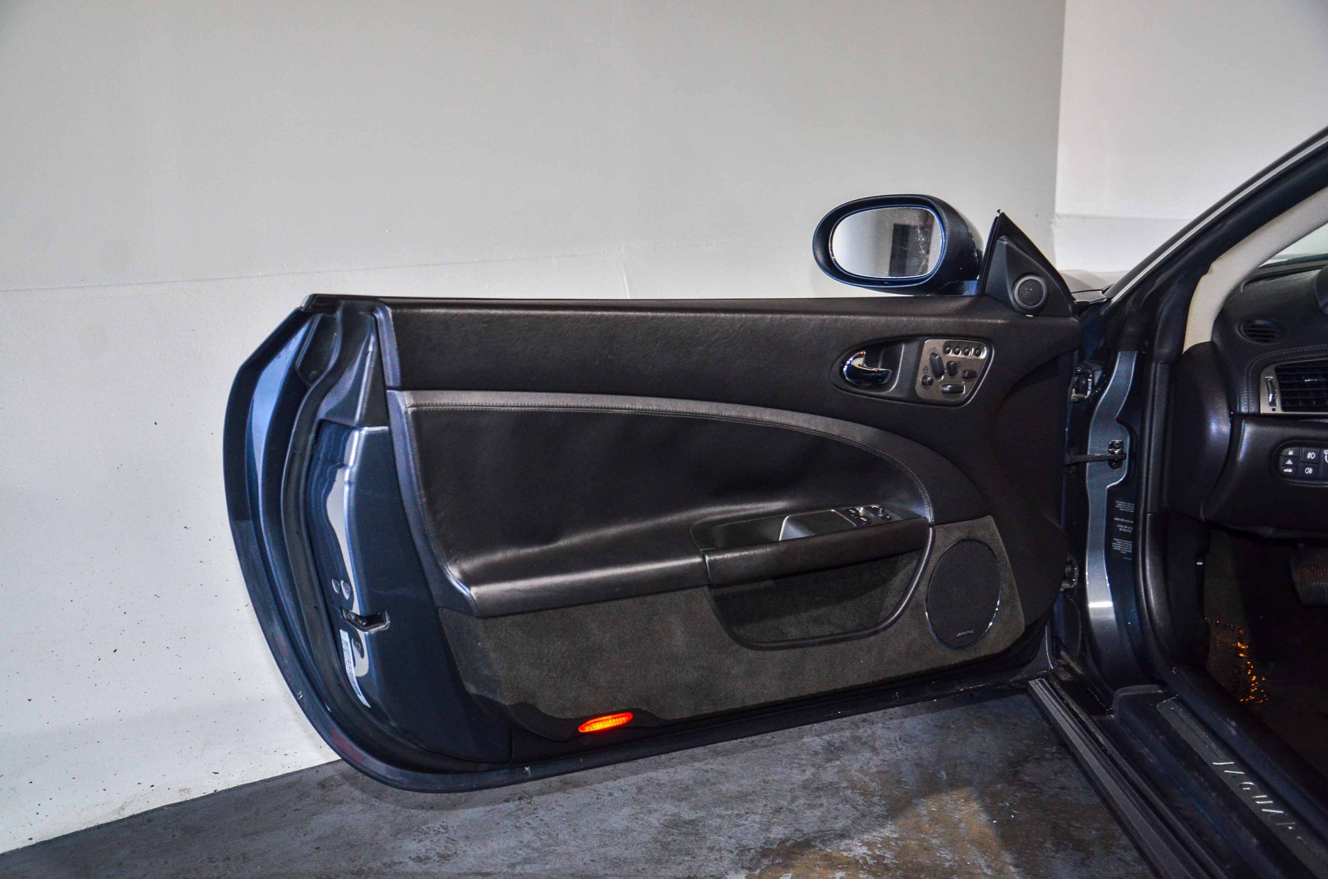 2007 Jaguar XK photo 14