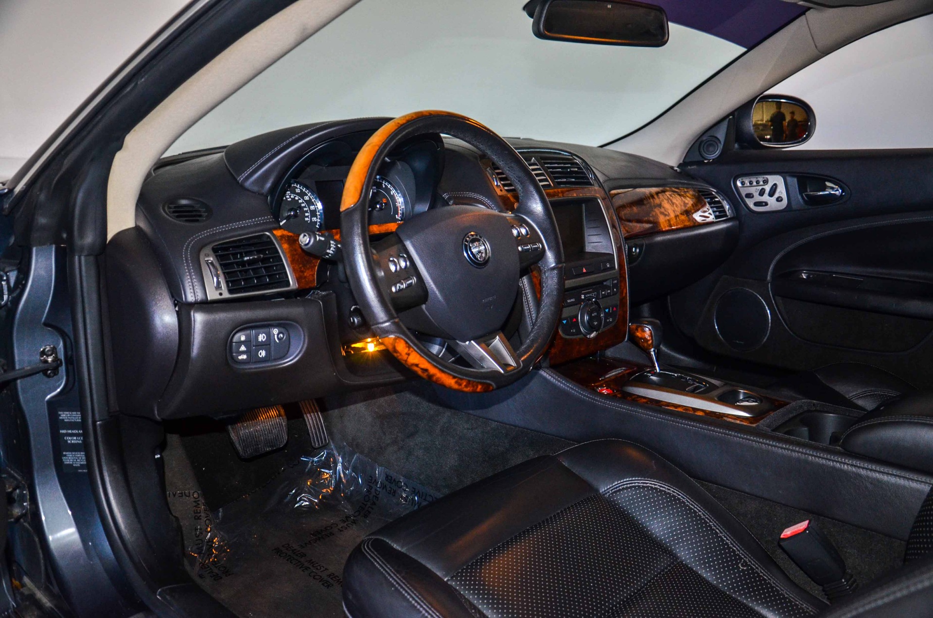2007 Jaguar XK photo 17