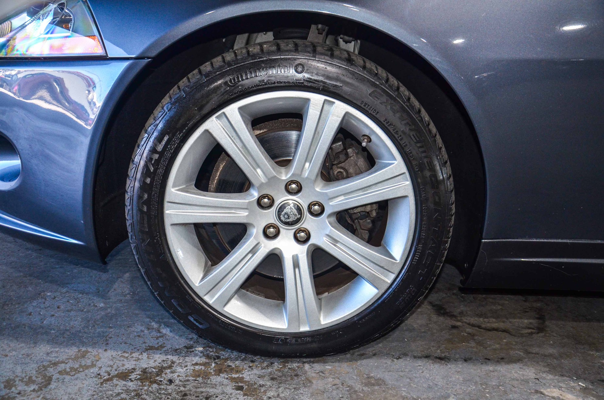 2007 Jaguar XK photo 32