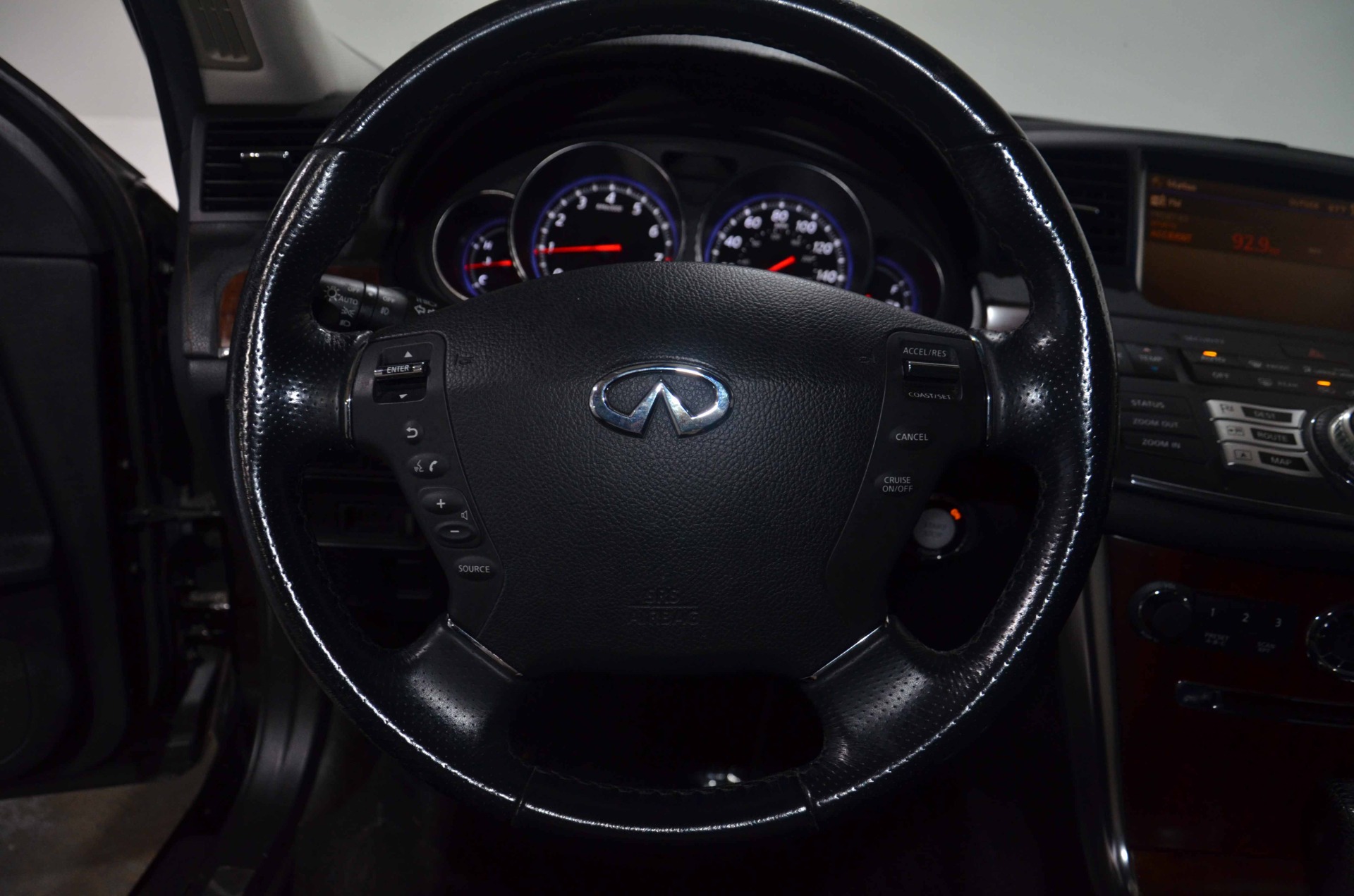 2008 Infiniti M35 X photo 18