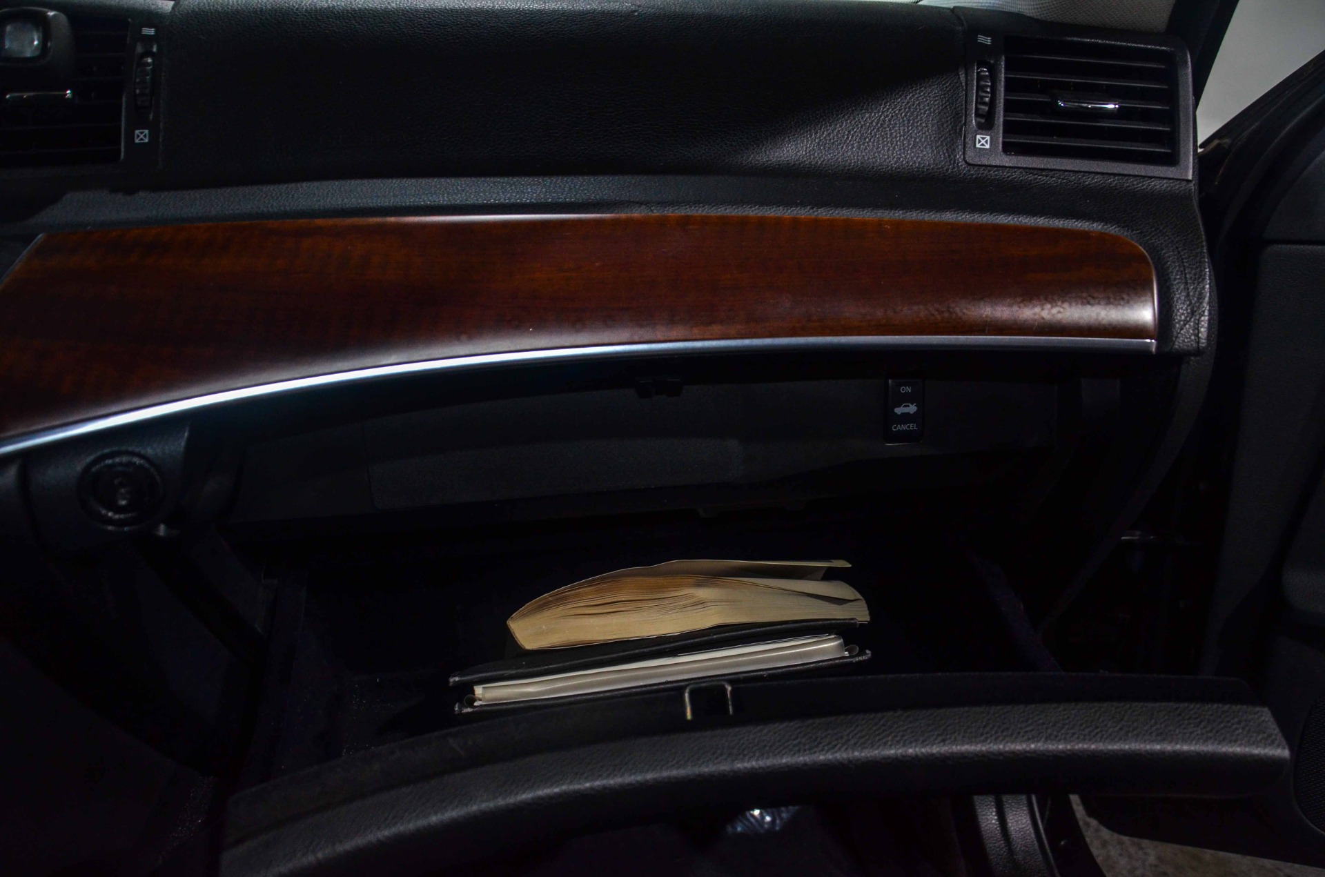 2008 Infiniti M35 X photo 28