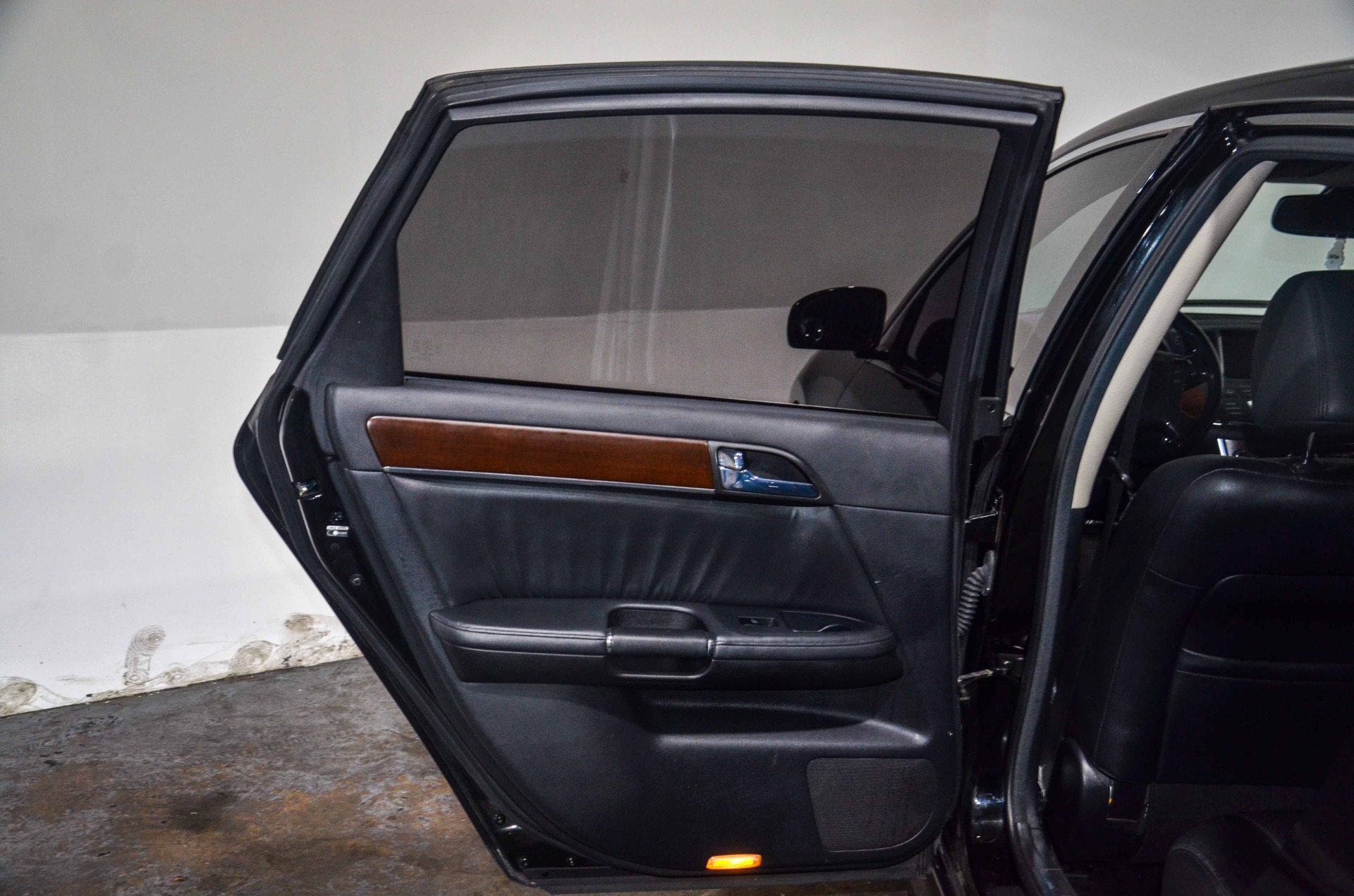 2008 Infiniti M35 X photo 32