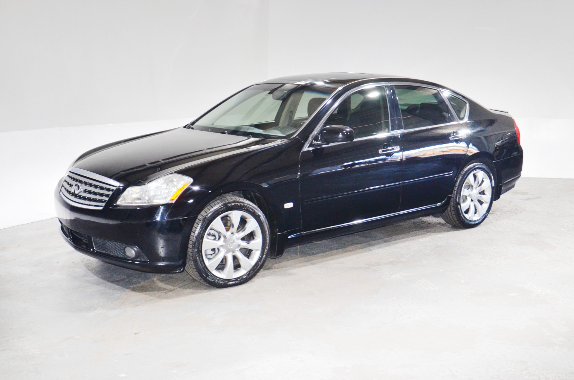 2007 Infiniti M35 photo 12