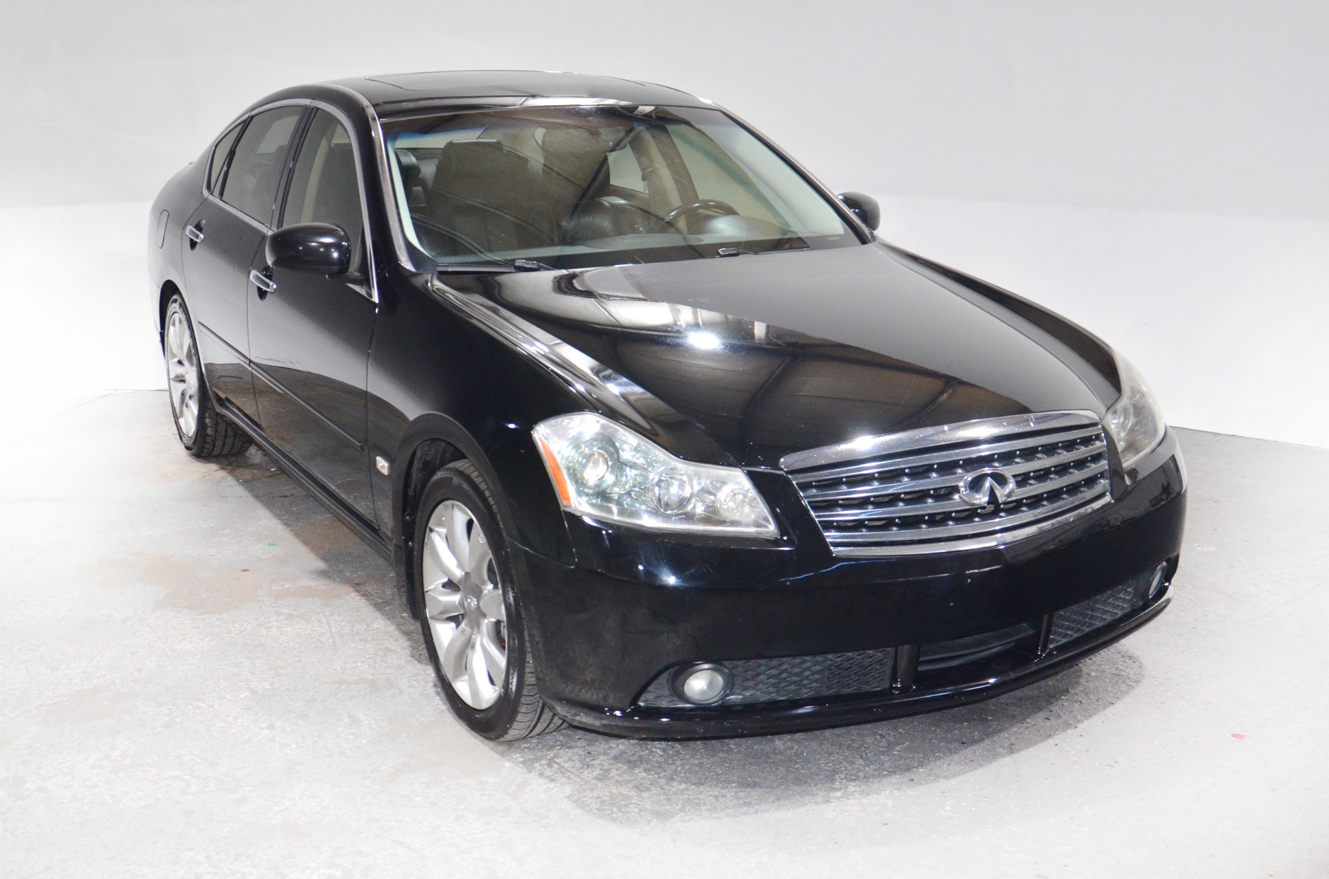2007 Infiniti M35 photo 3